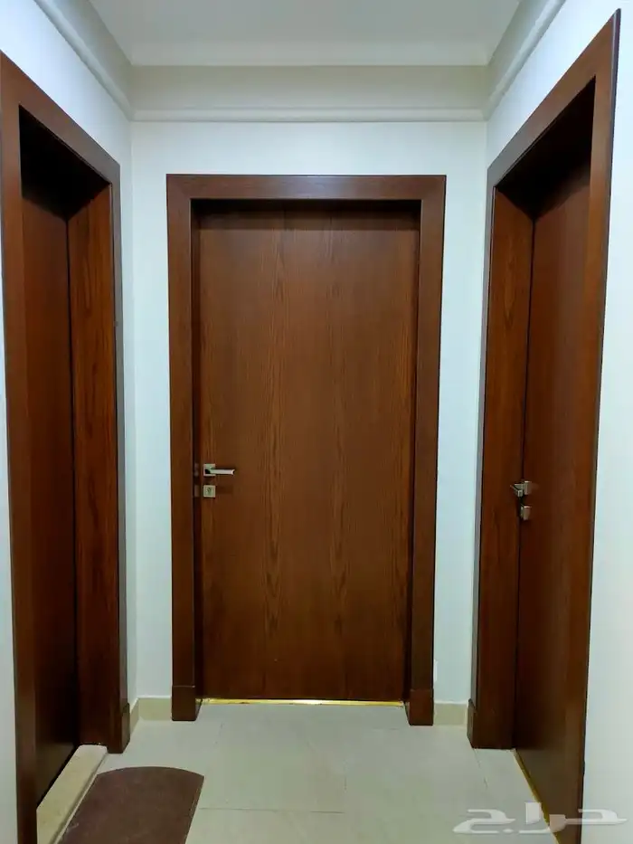 ابواب خشب ابواب قشرة جوز او سنديان 0