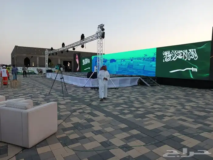 ايجار شاشات واقامه حفلات وفعاليات وكل مايخص الدعايه والاعلان 4