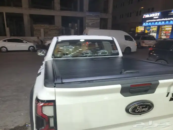 غطاء حوض فورد رينجر رابتر    2024 2