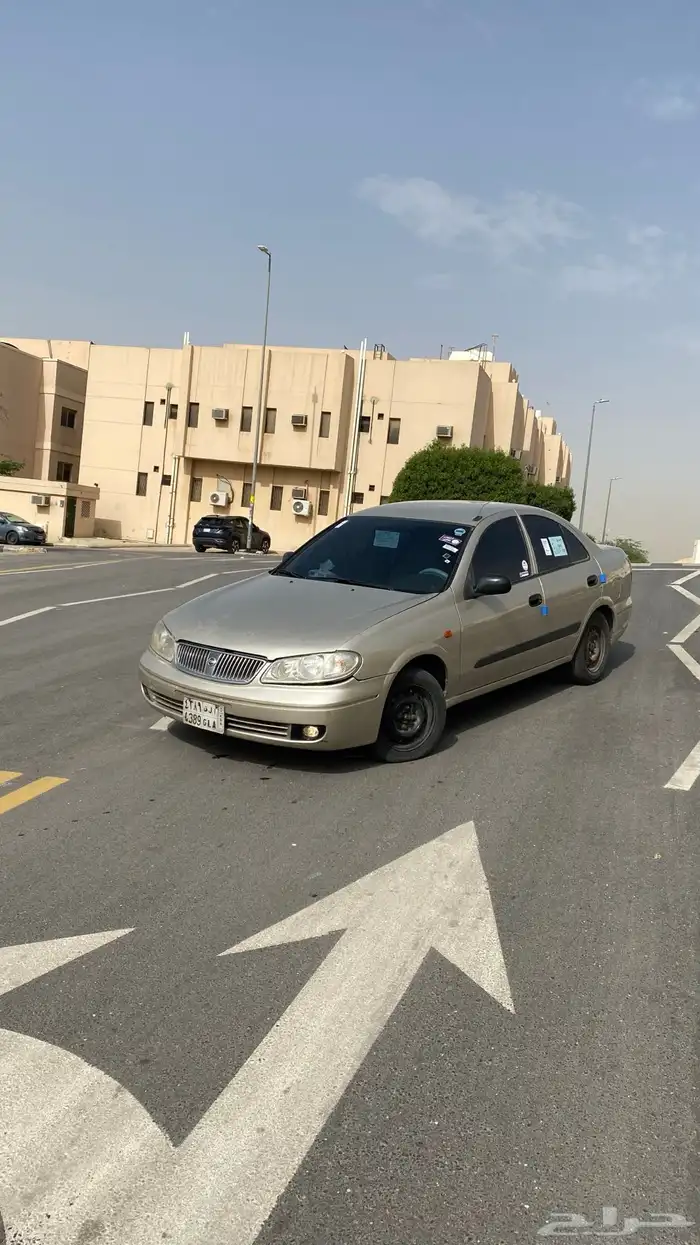 نيسان صني 2009 للبيع 8