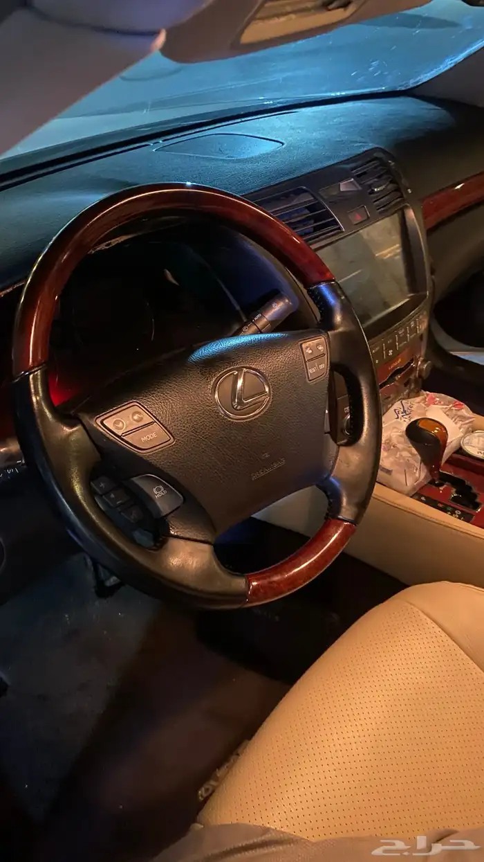 لكزس LS460 12