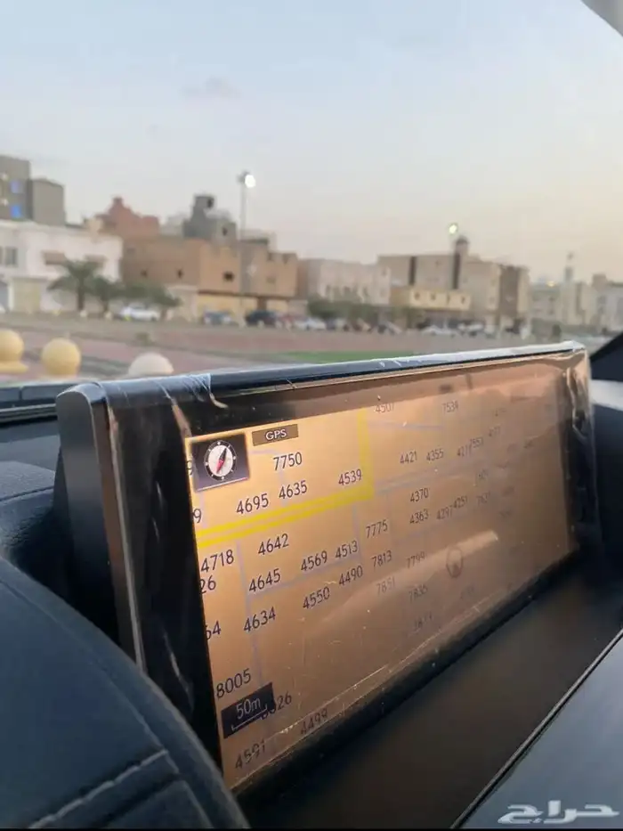 تم البيع خارج الموقع 9