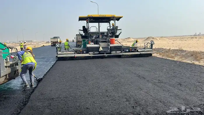 معدات اسفلت للإيجار 11