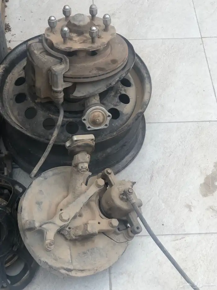 مكينة خياطه وهوبات ددسن كمبروسر فورد 8