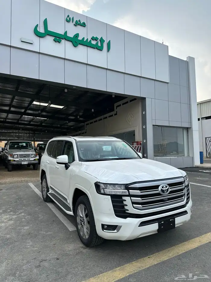 لاندكروزر 2024 فئة 4 فور سعودي اصفار 3