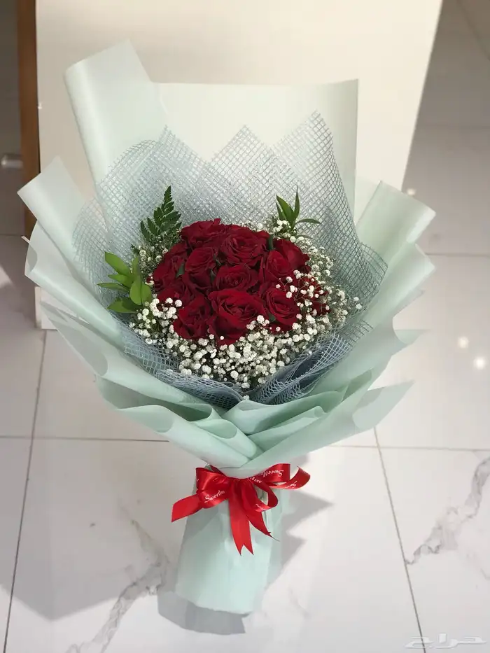 منسق هدايا وتغليف مصري جنسيه وخطاط اقامه ساريه 33