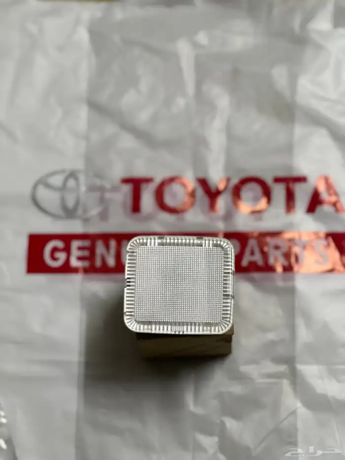 لمبة الشنطة لي الكامري اصلي وكالة جديد 3-6 0