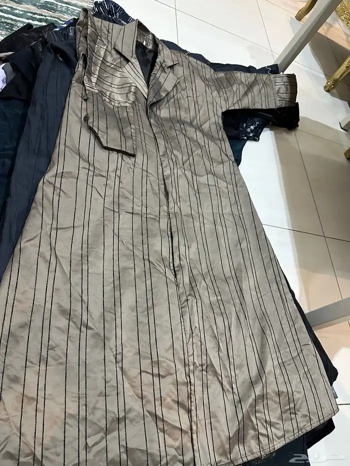 عبايات مستعملة للبيع جملة حصرا 0
