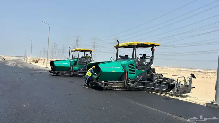 معدات اسفلت للإيجار 5