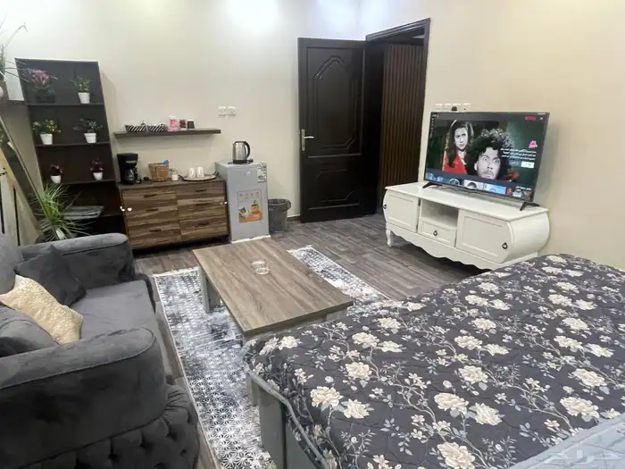 غرفه للأيجار اليومي استديو بخدمه الانترنت ونت فلكس 0