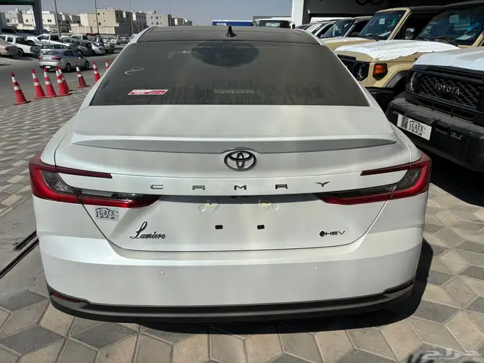 كامري لومير هايبرد 2025 20