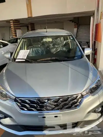 سوزوكي ارتيجا 2025 7 راكب ستاندرد 0