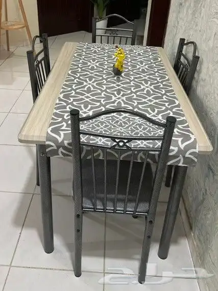 325 ريال طاولة طعام جديدة 4 كرسي الكمية محدودة 2