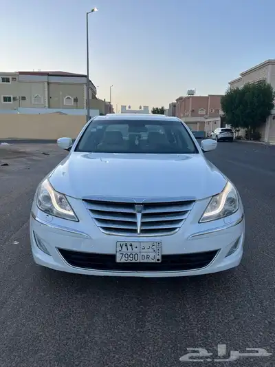 للبيع جنسس 2014 2