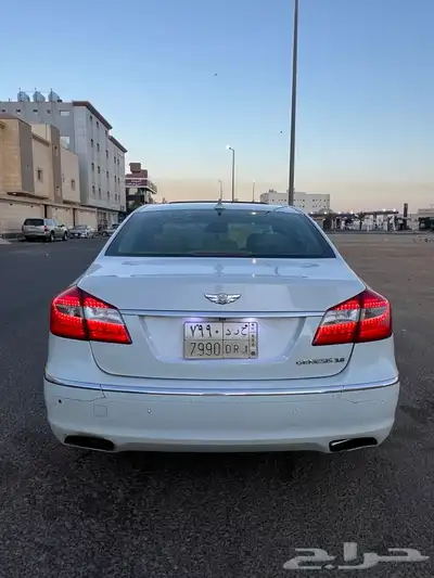 للبيع جنسس 2014 4