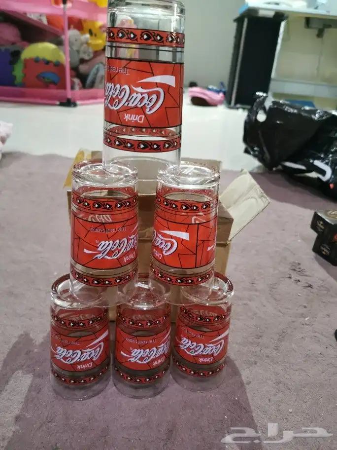 لمحبي التراث والذكريات طقم كاسات كوكا كولا زمن الطيبين 0