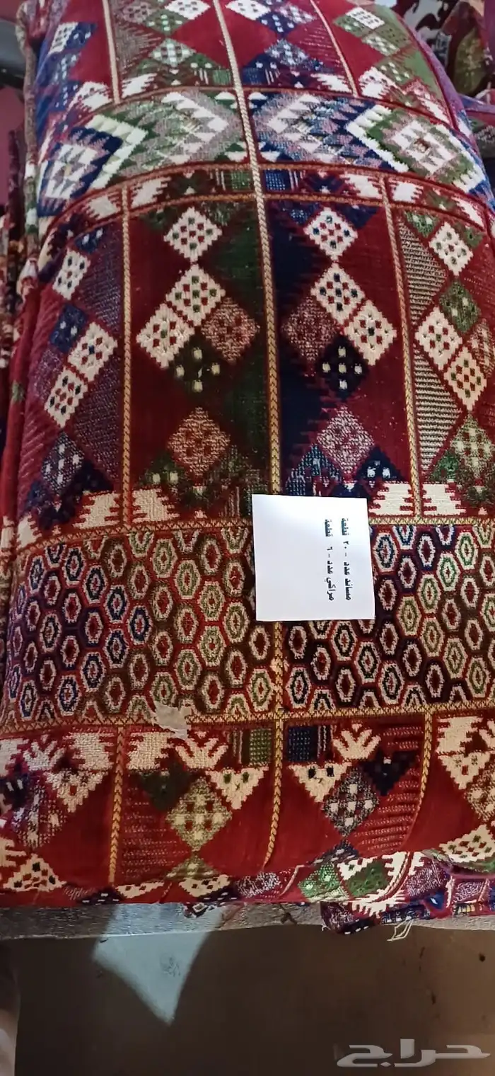 مساند ومراكي ومدات وكراسي. 1