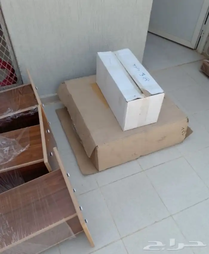 طاولات بلوت نحت او نقش خاص 94