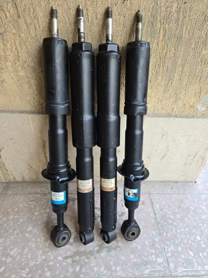 جيب لاندكروزر 2015 مساعدات 3