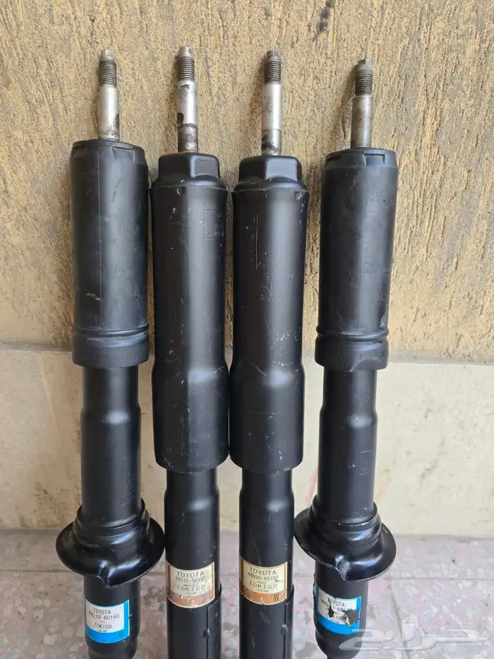 جيب لاندكروزر 2015 مساعدات 5