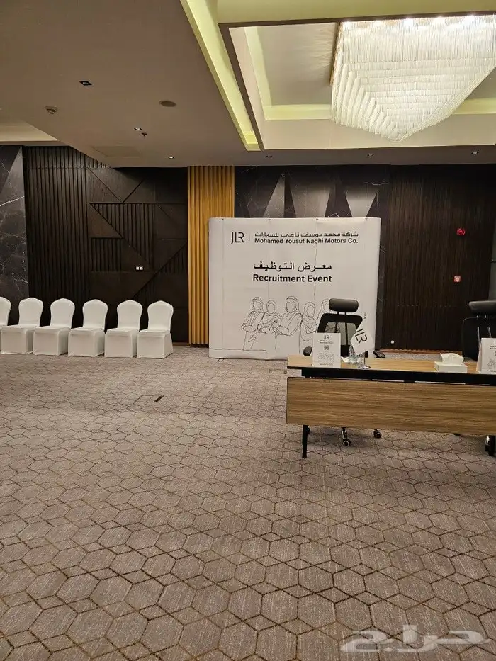 طباعة وإدارة معارض حفلات مؤتمرات طباعة أعلام بوب اب 6