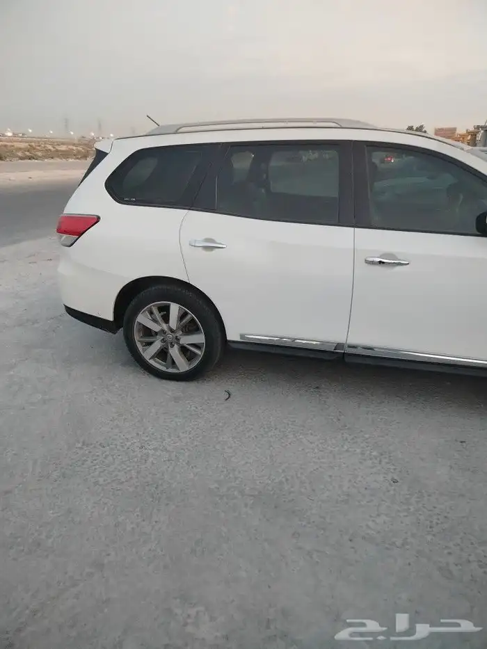 نيسان باثفندر 2015تشليح قطع غيار فقط 1