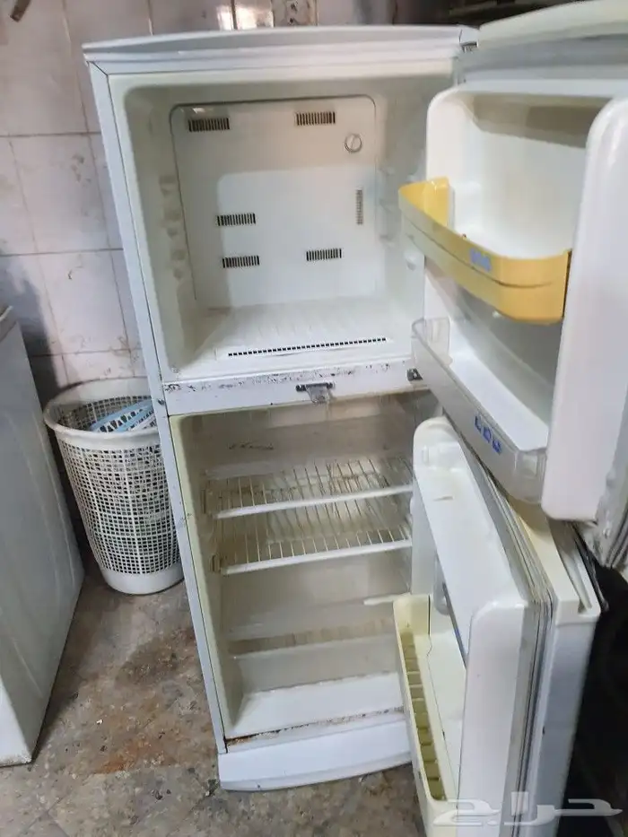 Refrigerator for Sale in 600 1