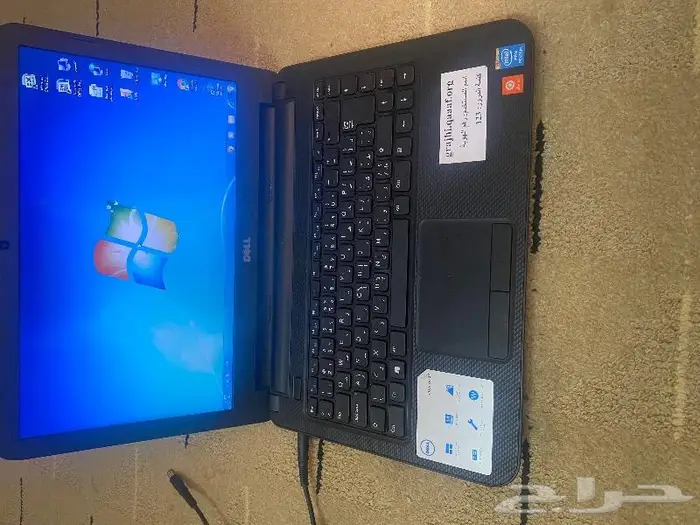 للبيع لاب توب ب200 ريال. DELL 3