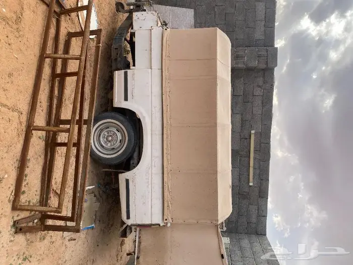 مقطوره صندوق ددسن الموقع الزلفي 1