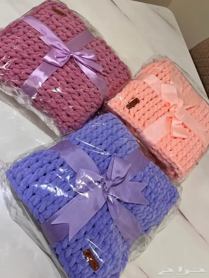 بطانيات وشالات من صوف البوفي 8