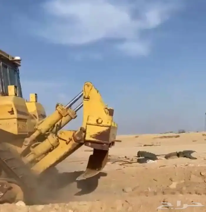 رتل ثلاثي تبع بلدوزر D8 1