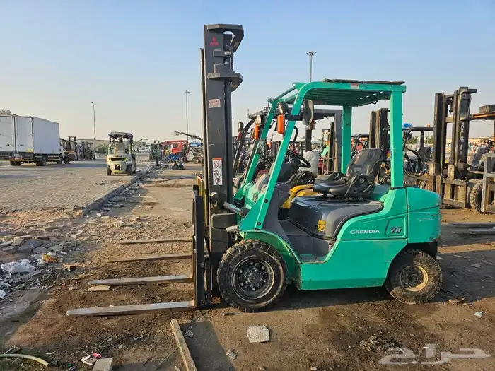 تأجير رافعه شوكيه فوركلفت للايجار بترول وغاز وديزل 8