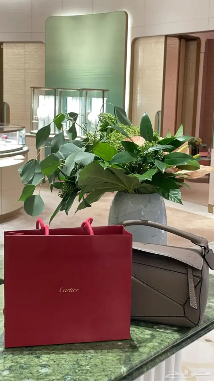 كيس كارتييه ( كارتير) اصلي من البوتيك 0