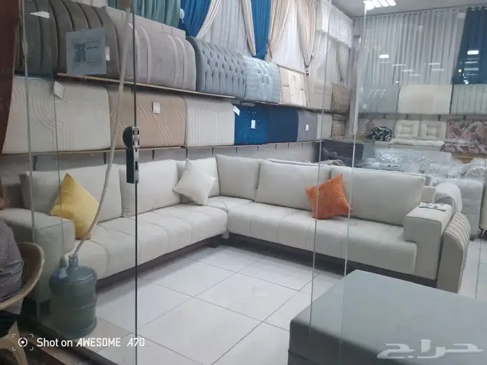 مفروشات الرياض  تفصيل جميع انواع الكنب والجلسات الارضي والست 4