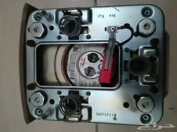 ايرباك دركسون وطبلون سياره فورد اكسبديش موديل 2008 3