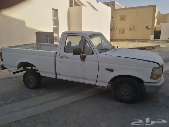 بكب غماره فور قديم30سنه موديل93 شغال البيع اعلى سعر وليس دبل 1