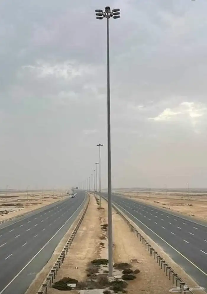 مصنع اعمدة اناره ديكوري مضلع مخروطي كل الاشكال قص ليزر 77