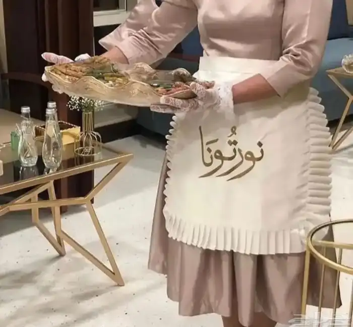 مضيفات صبابات بزي موحد وقهوجيه لمناسباتكم 0