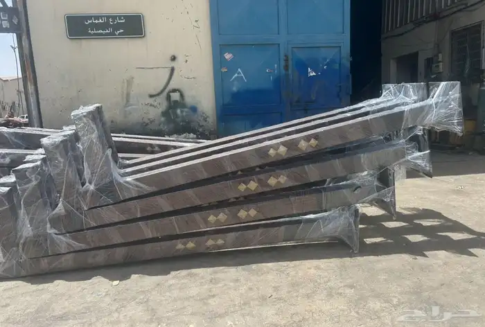 مصنع اعمدة اناره ديكوري مضلع مخروطي كل الاشكال قص ليزر 44