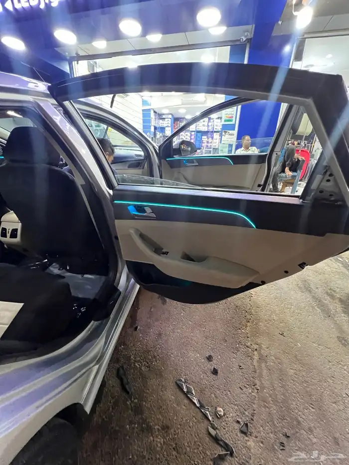 شاشة سوناتاء18 3