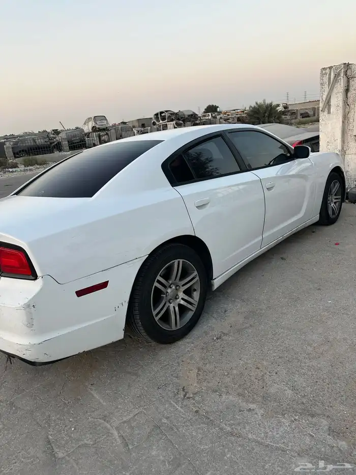 دودج شارجر موديل 2013 تشليح قطع غيار فقط 6سرندل 1