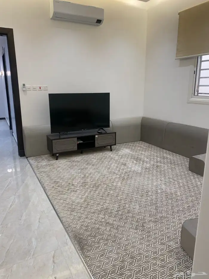 عزاب إيجار شهري إيجار سنوي 0
