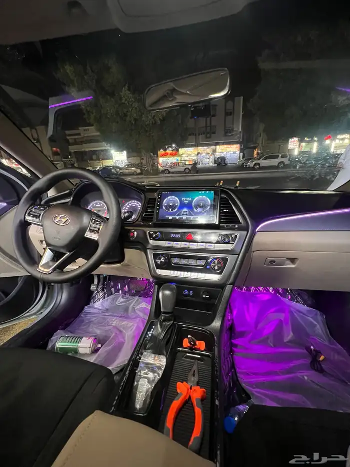 شاشة سوناتاء18 9