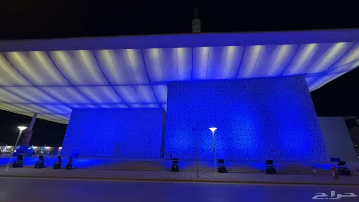 تاجير شاشات واضائات للمشاريع العقارية والمجمعات التجارية 9