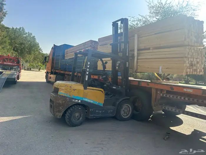 تاجير رافعه شوكيه سكينه فوركلفت للايجار سيزرلف مان لفت 0