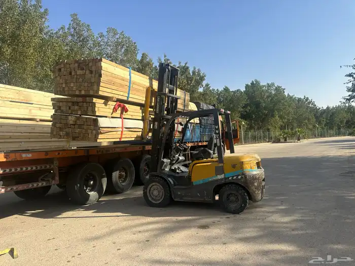 تاجير رافعه شوكيه سكينه فوركلفت للايجار سيزرلف مان لفت 3