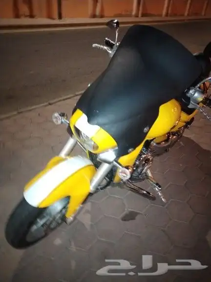 سوزوكي بوليفارد M109R 12