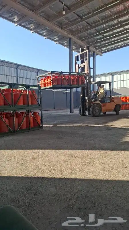 تأجير رافعه شوكيه فوركلفت للايجار بترول وغاز وديزل 6