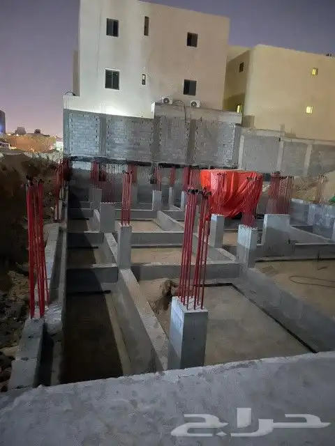 مقاول عام 8
