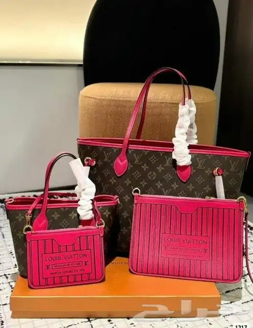 يوجد جميع الشنط جمله وقطاعي 1